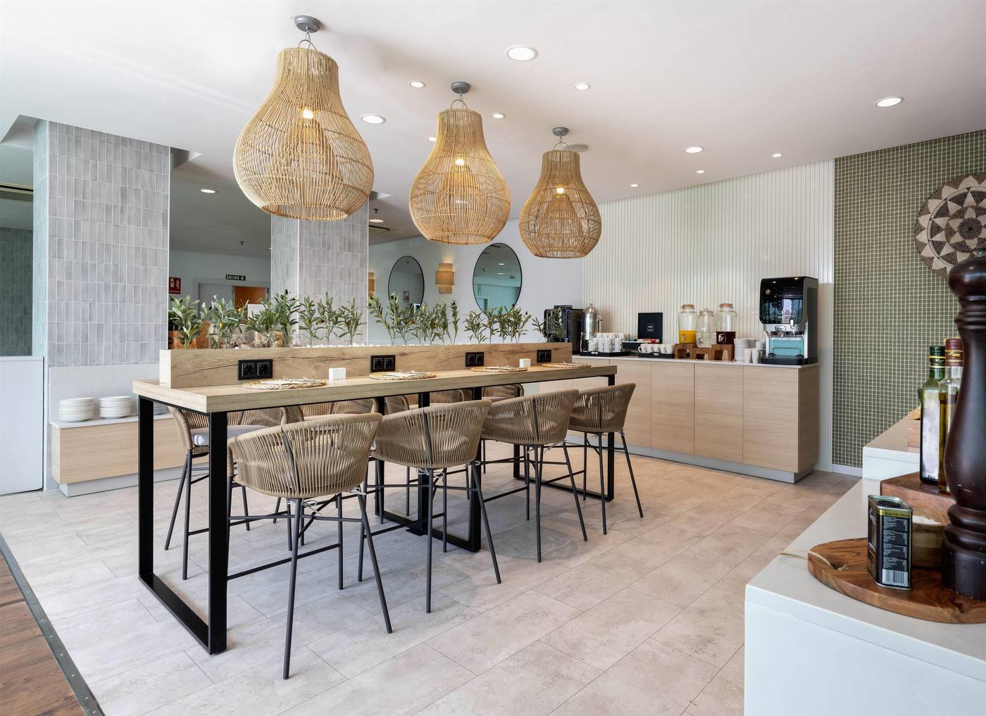 Malaga-Alameda-Centro-Affiliated-by-Melia-Restaurant-38