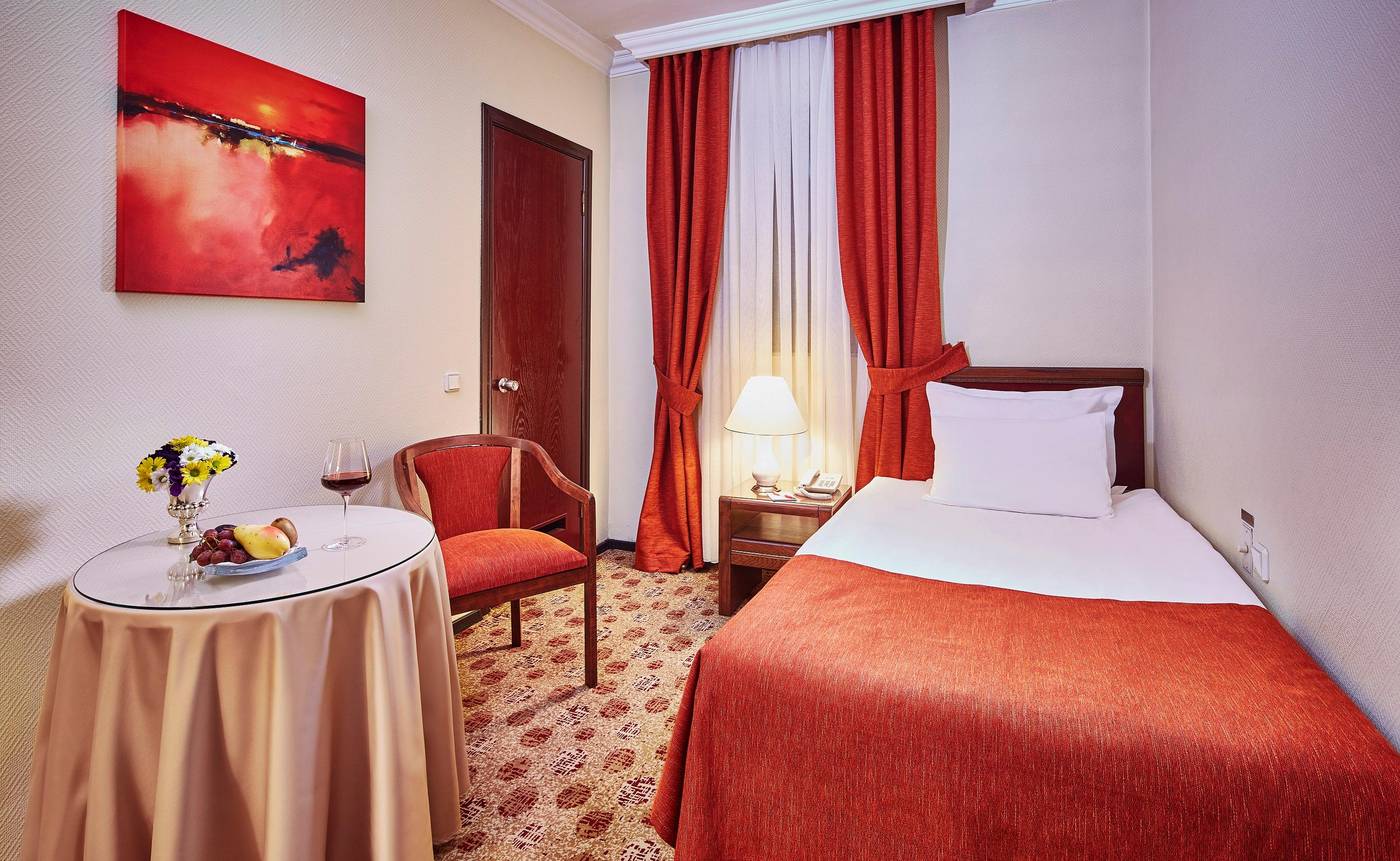 Gunes-Hotel-Merter-Room-20