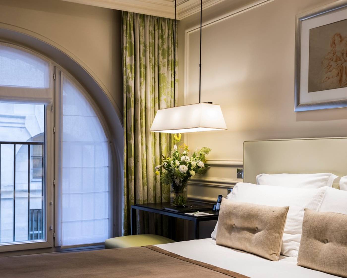 Grand-Hotel-Du-Palais-Royal-Room-29