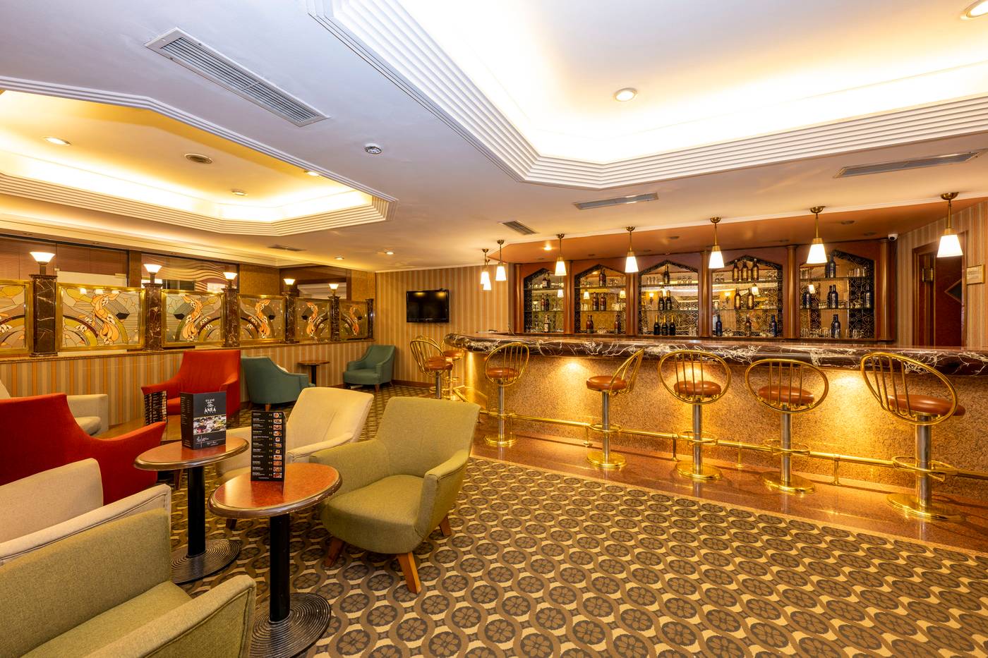 Grand-Anka-Bar-15
