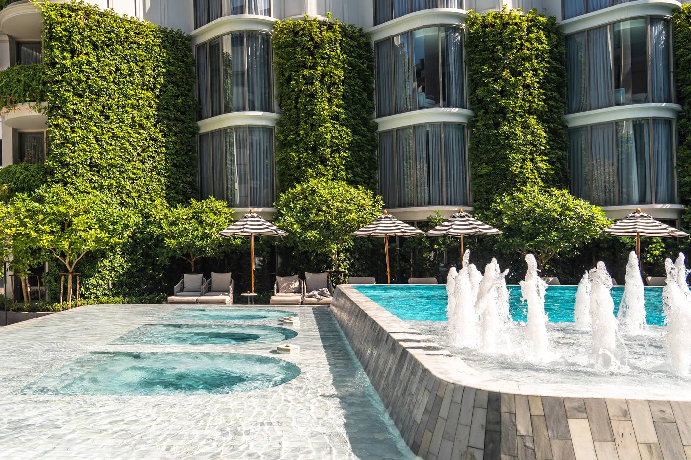 The-Salil-Hotel-Riverside-Bangkok-Pool-75