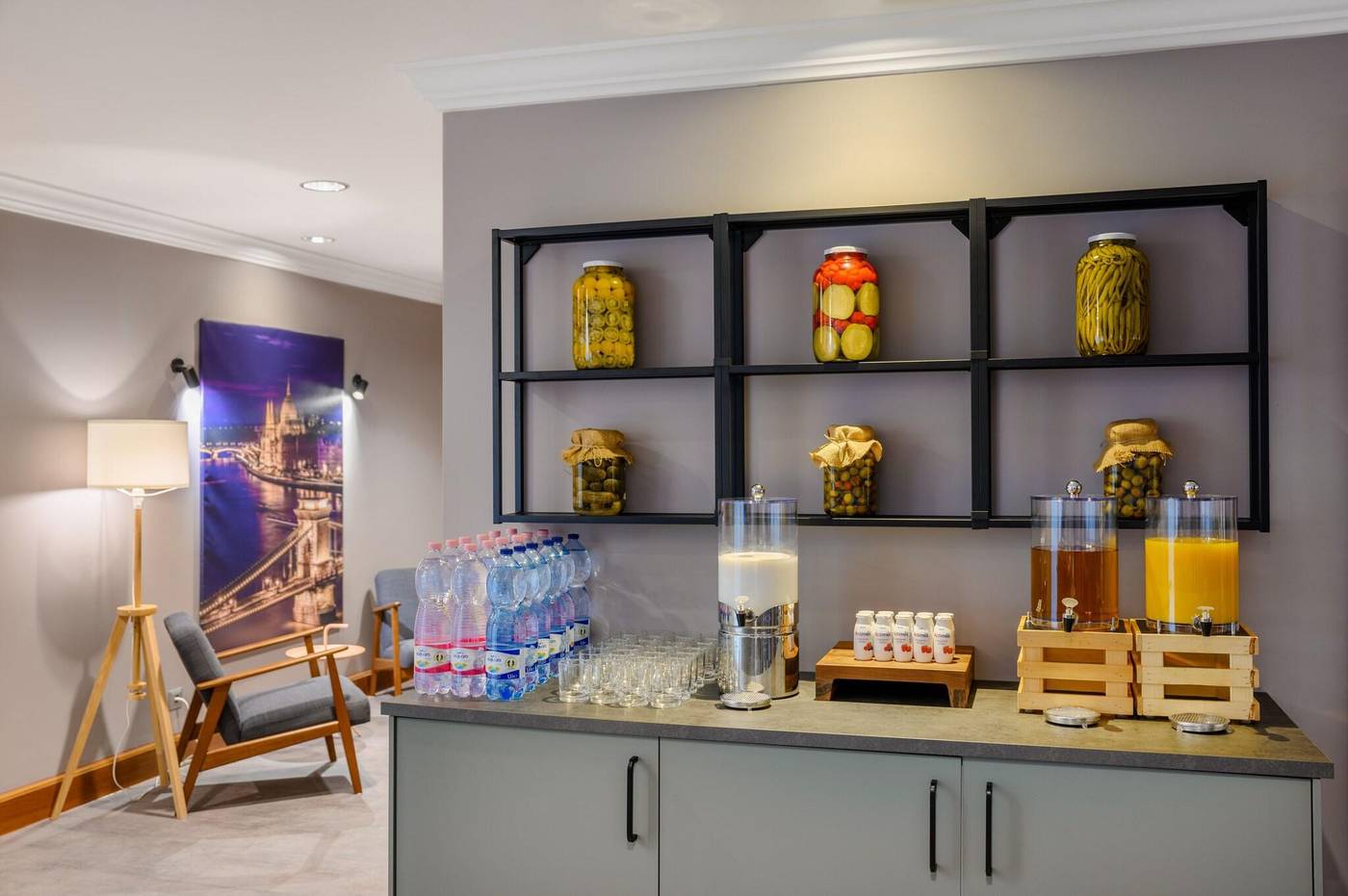 Millennium-Court-Marriott-Executive-Apartments-Restaurant-7