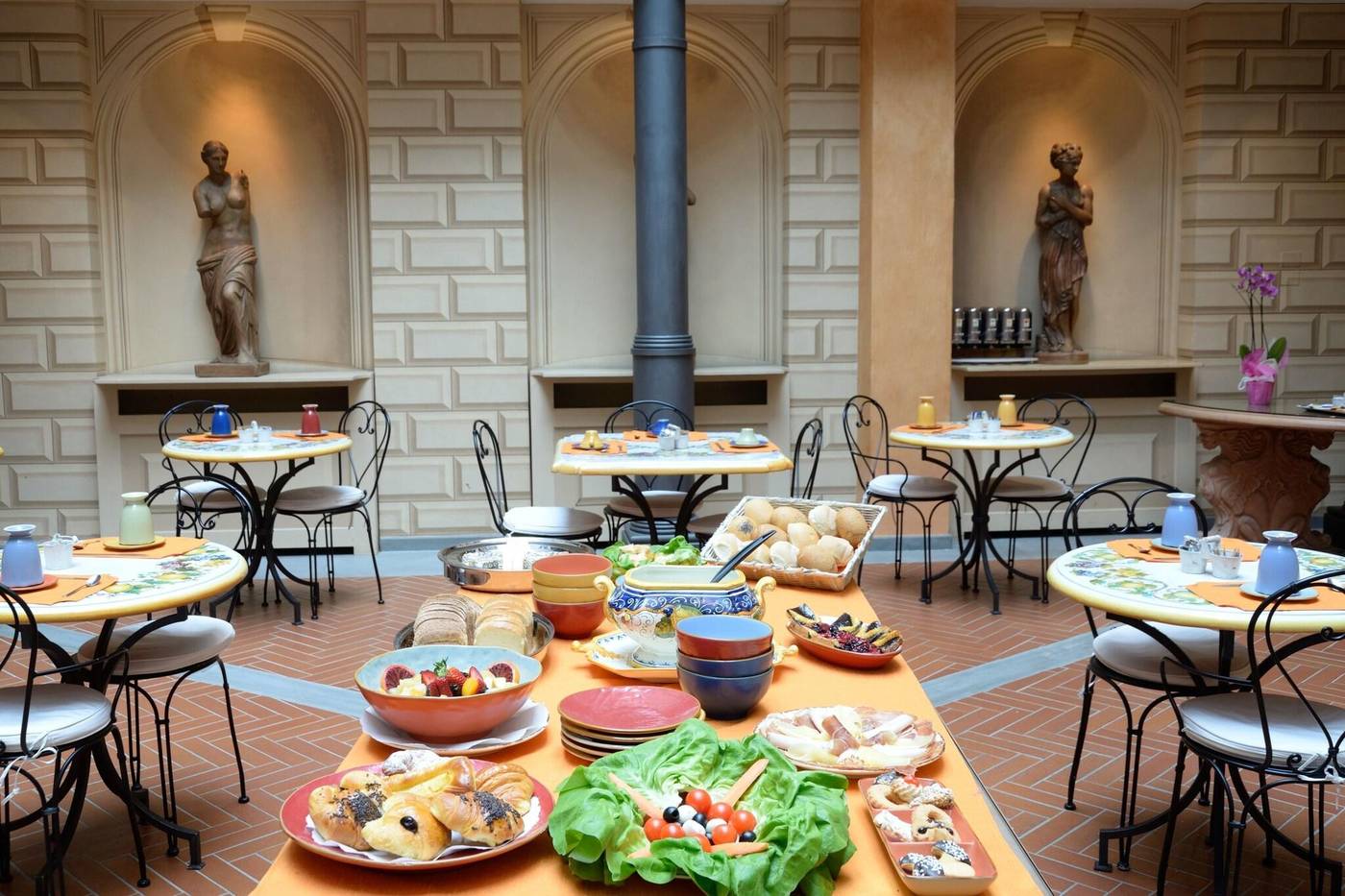 Alba-Palace-Restaurant-78