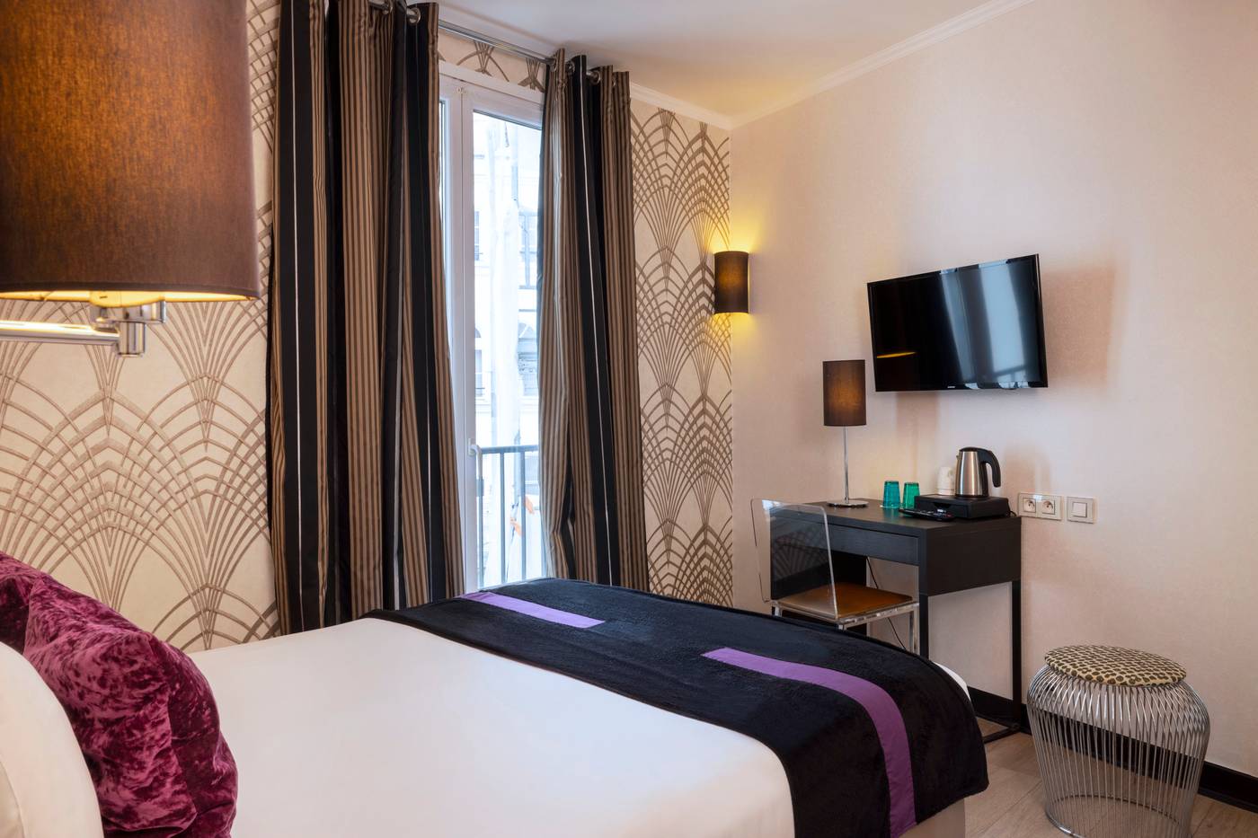 ATN-Hotel-Paris-St-Lazare-Room-1