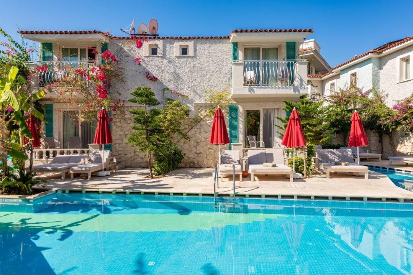 Lyra Resort Hotel