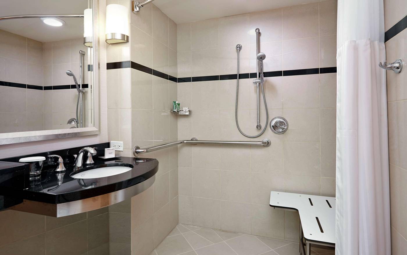 New-York-Hilton-Midtown-Room-43