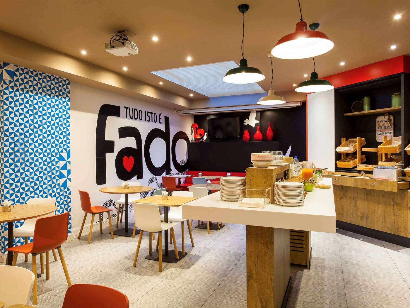 Ibis-Lisboa-Liberdade-Restaurant-15