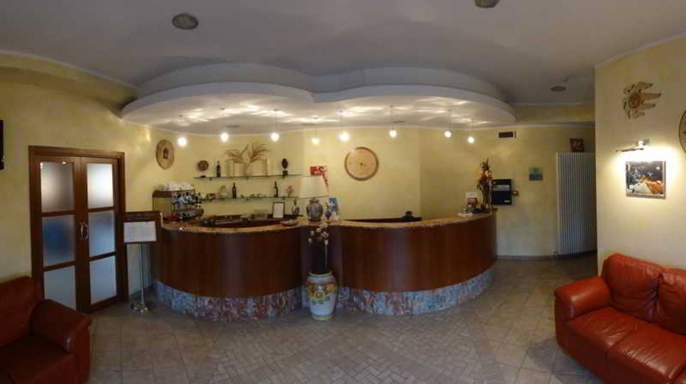 Hotel La Fenice-Italy-CASTEL DI SANGRO-Lobby-5