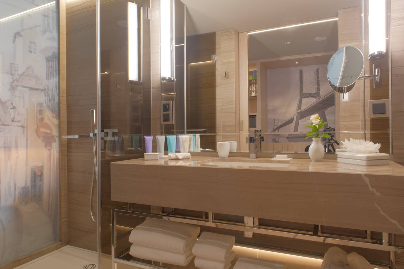 Epic-SANA-Marques-Room-46