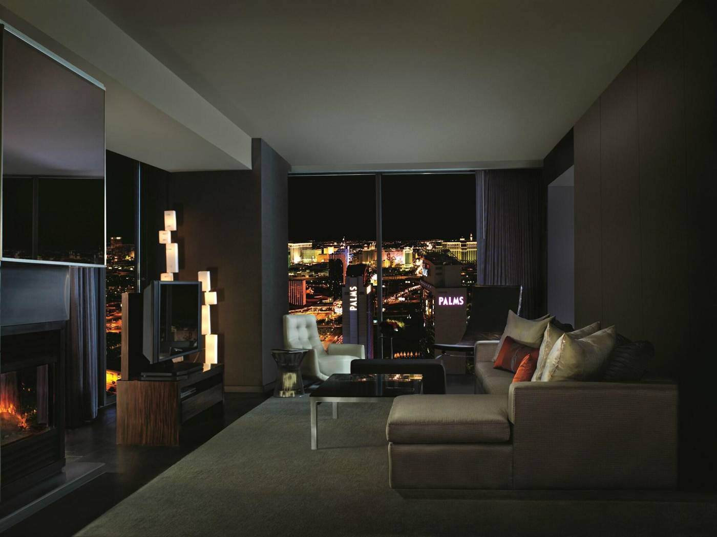 Palms-Place-Hotel-and-Spa-Room-23