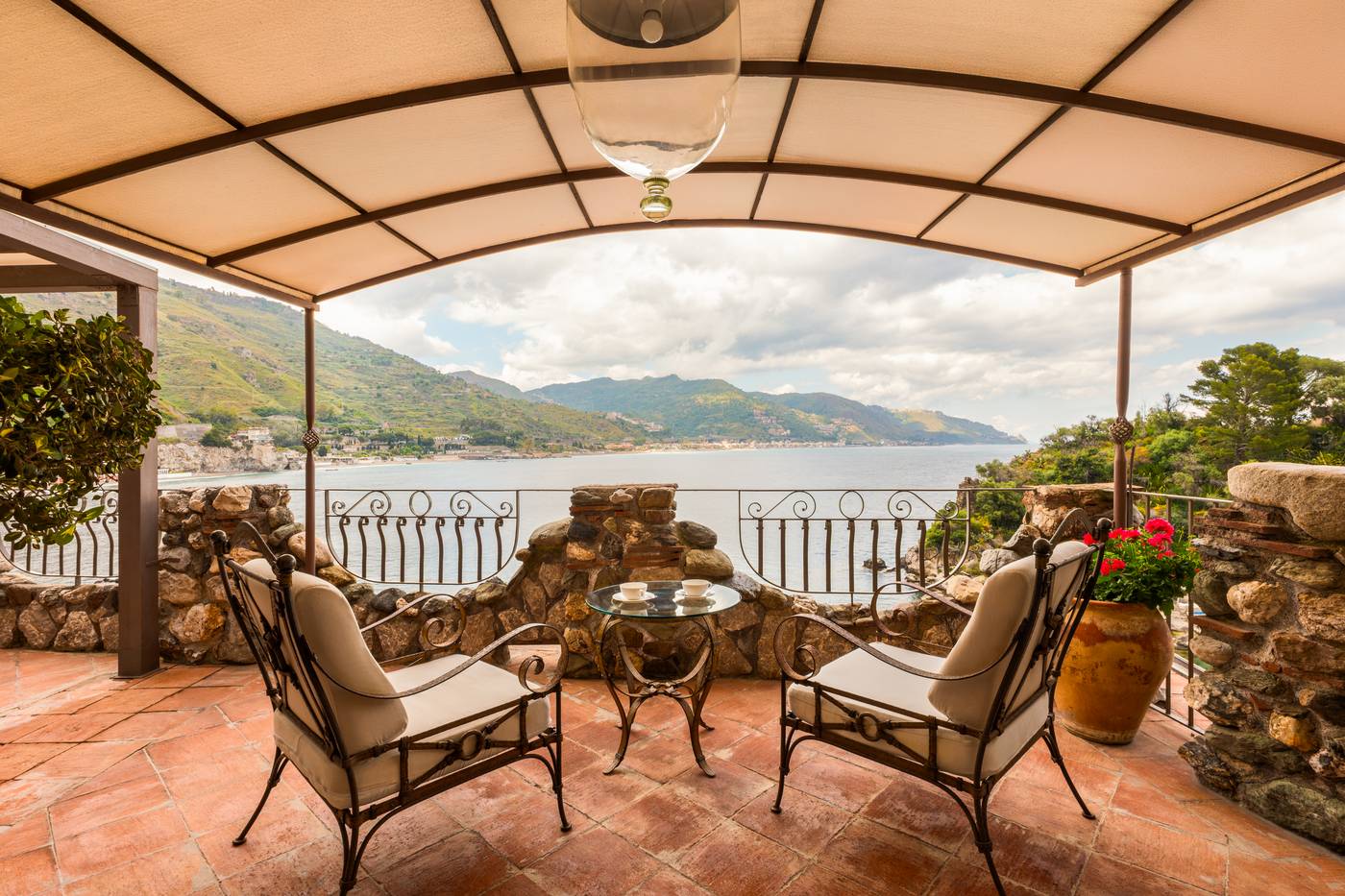 Grand-Hotel-Atlantis-Bay-Room-62