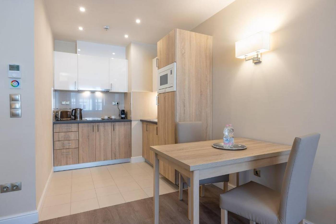 Silver-Crown-Hotel---Residence--Palace-Quarter-Room-47