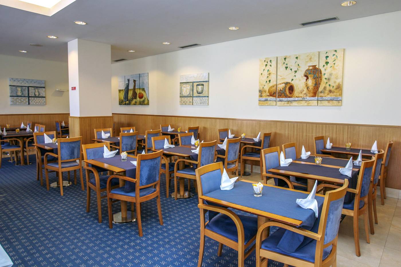 Vila-Nova-Restaurant-23