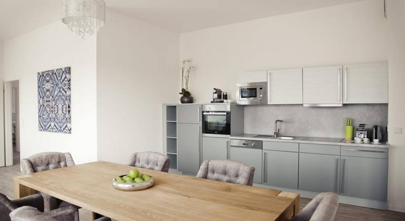 Apartments-Rosenthal-Residence-Room-26