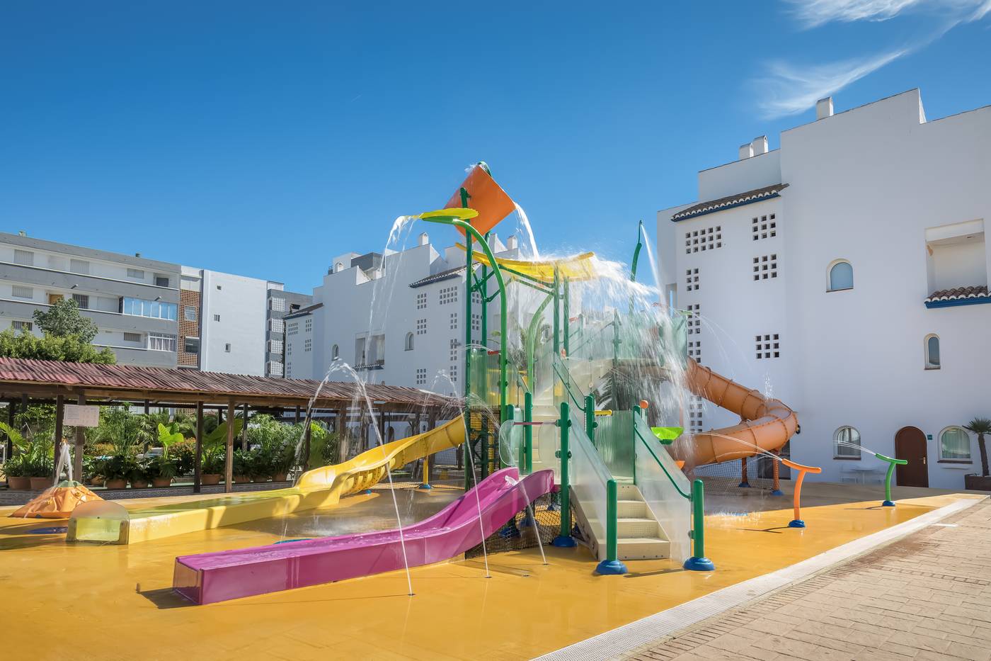 Occidental-Torremolinos-Playa-Sports-and-Entertainment-74