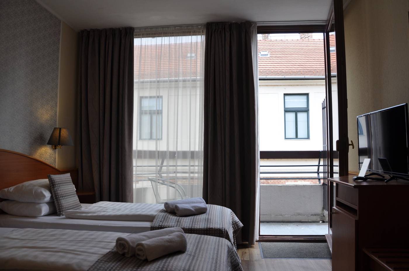 Hotel-Orion-Varkert-Room-31