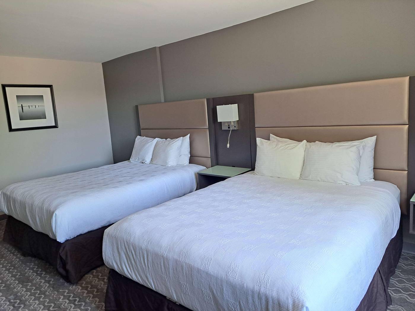 Best-Western-Plus-Vancouver-Airport-Hotel-Room-31