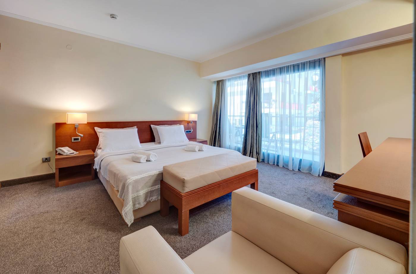 Monte-Casa-Spa-Wellness-de-Luxe-Room-16