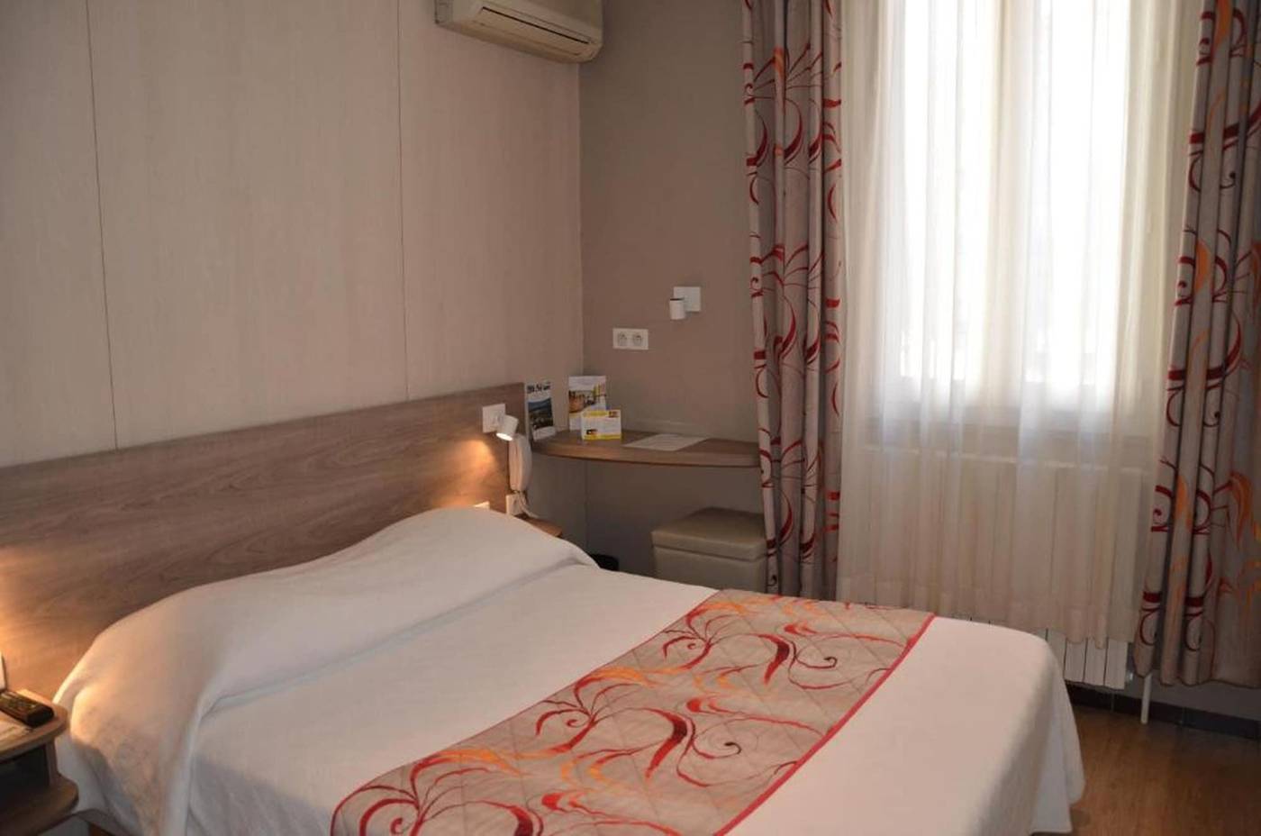 Hotel-Le-Revest-Room-11