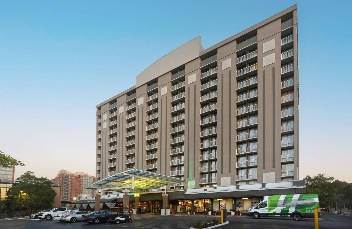 Holiday Inn Nashville-Vanderbilt (Dwtn)-United States-Nashville-General view-4