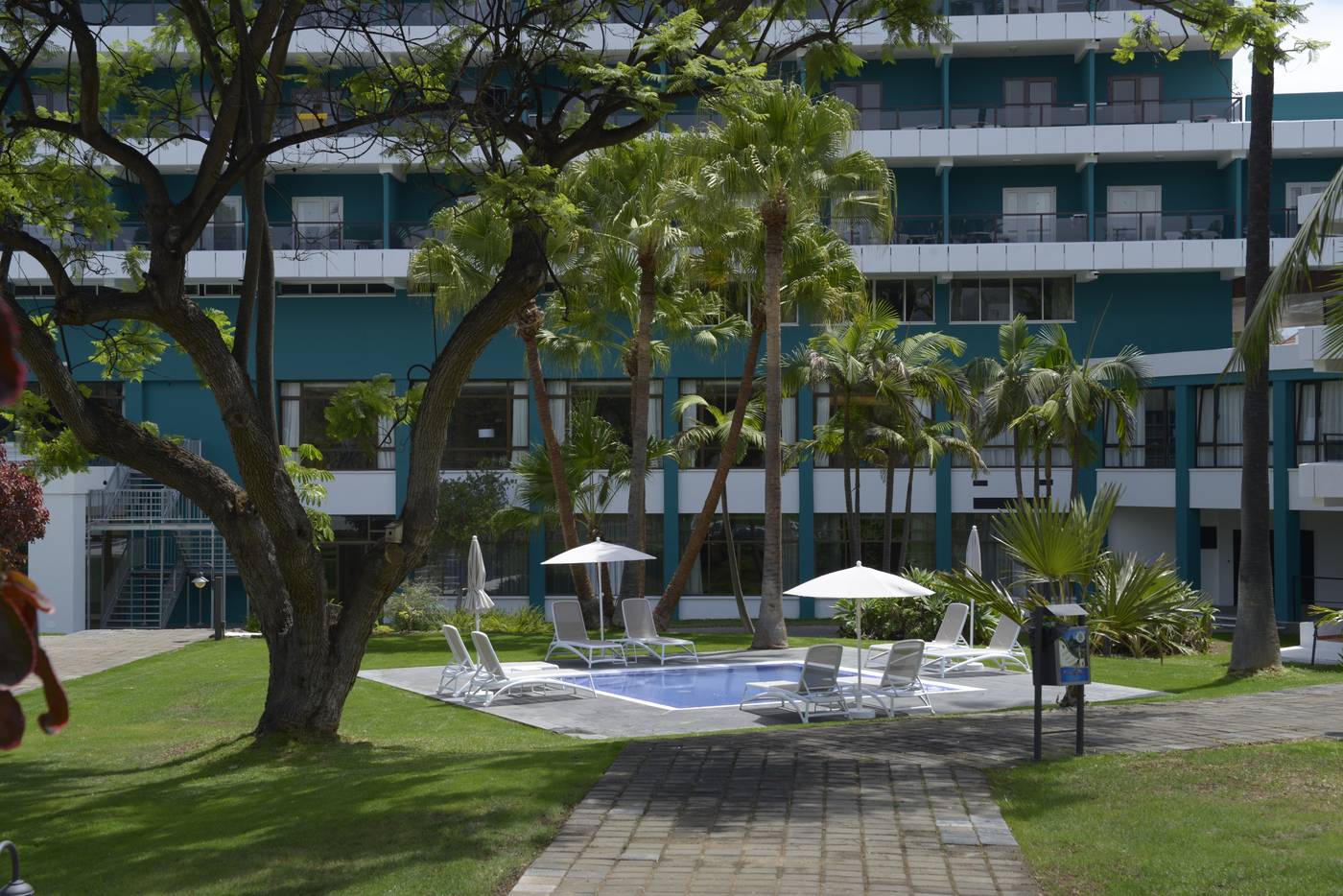 TRH-Taoro-Garden-Hotel-Pool-3