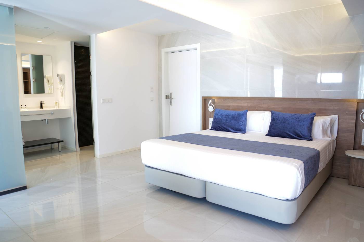 20.10.25 Eurostars Puerto de Ibiza