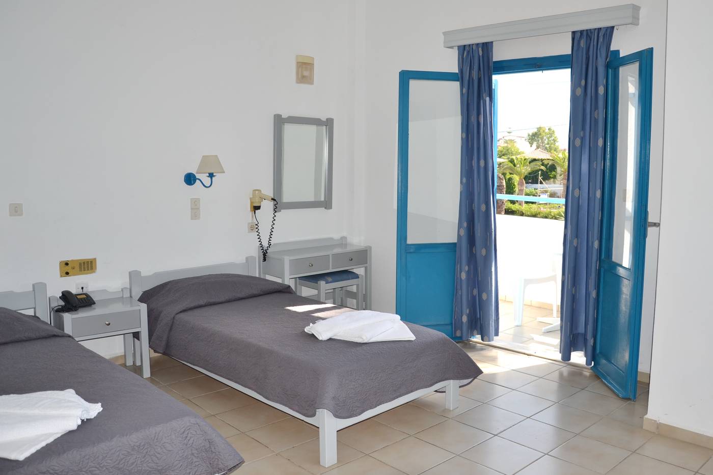Galeana-Beach-Aparthotel-Room-11