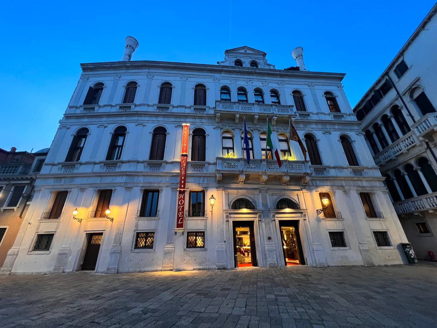 Ruzzini-Palace-Restaurant-10