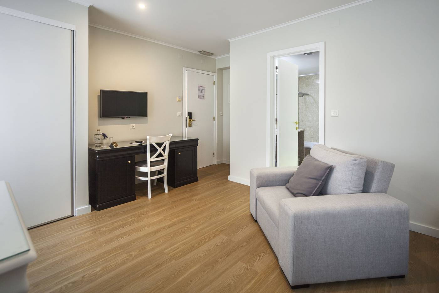 Hotel-Apartamentos-Gaivota-Room-30