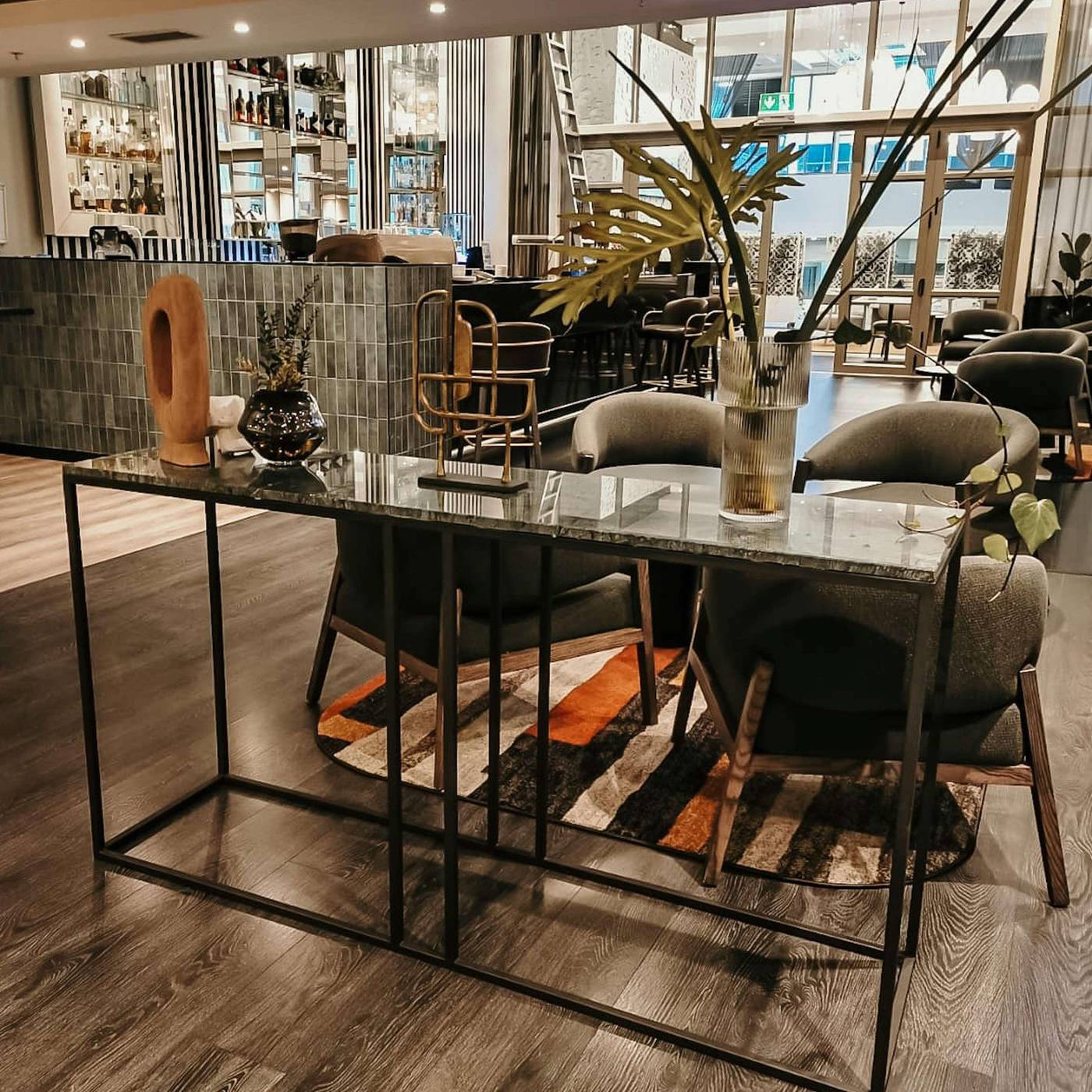 Doubletree-by-Hilton-Cape-Town-Restaurant-18