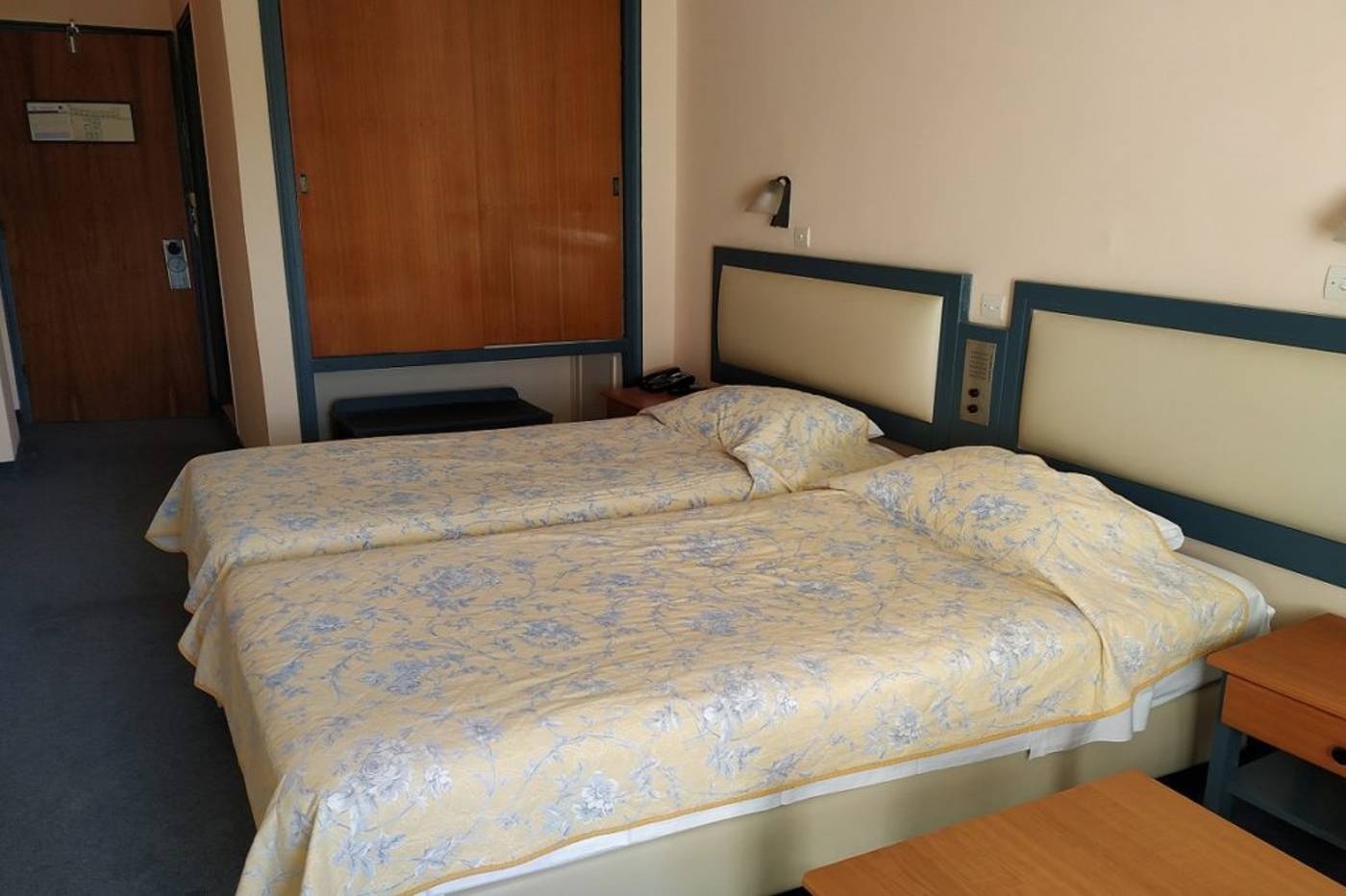 Astron-Room-14