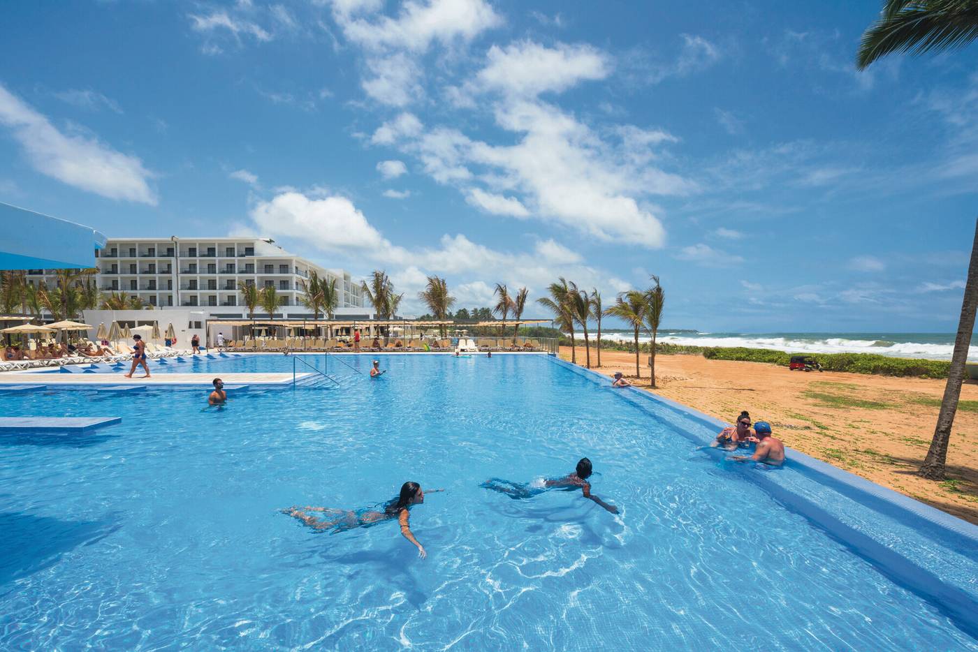 Riu-Sri-Lanka-Beach-7