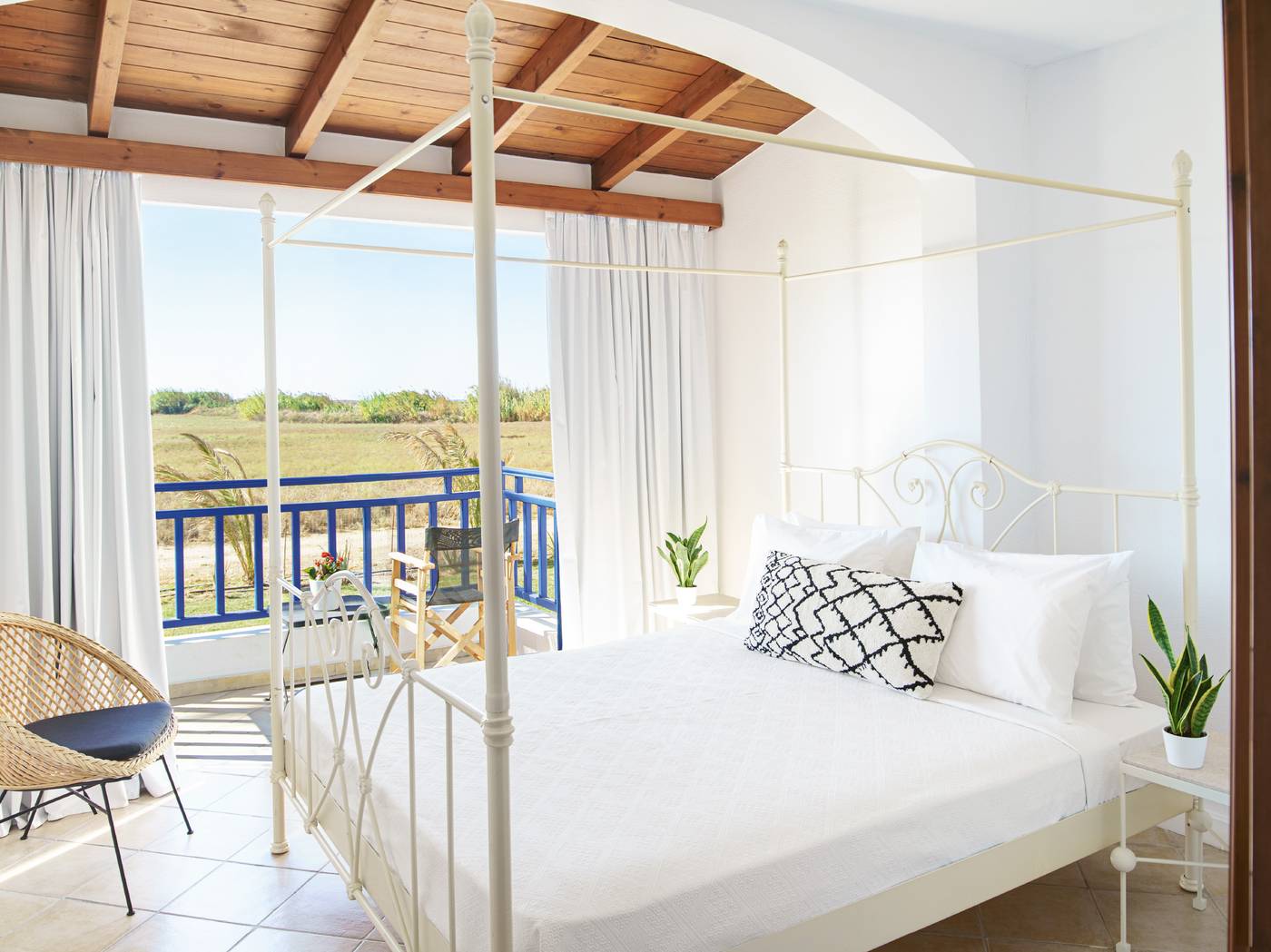 Grecotel-Casa-Paradiso-Room-32