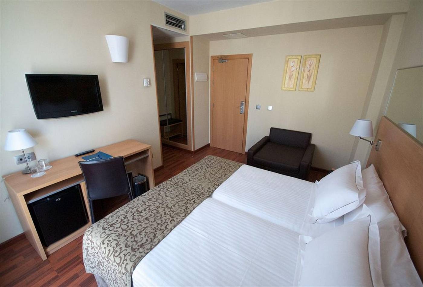 Desitges-Room-27