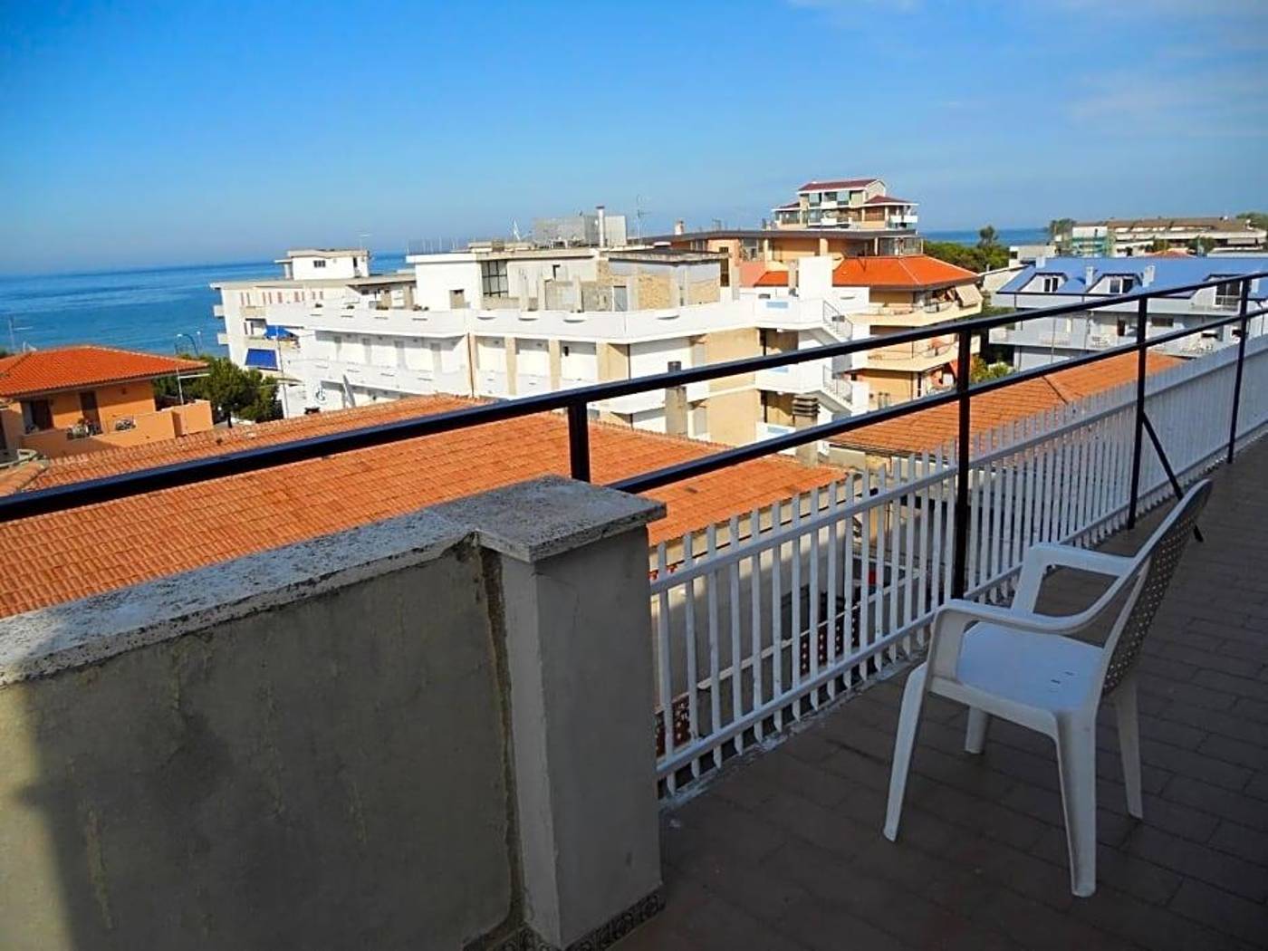 Hotel-Blurelda-General-view-43