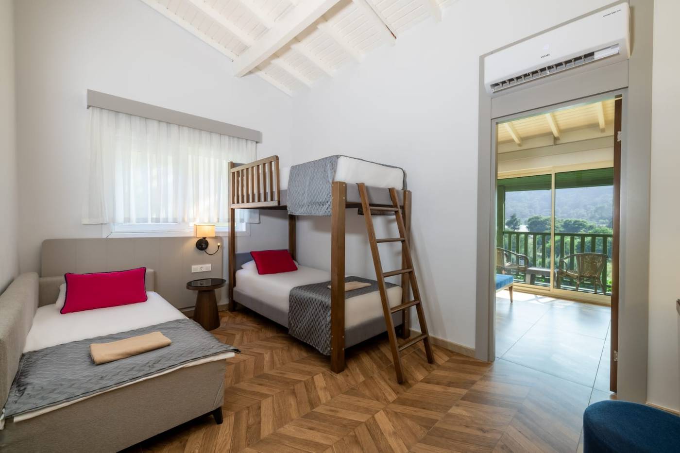 Crystal-Flora-Beach-Resort-Room-33