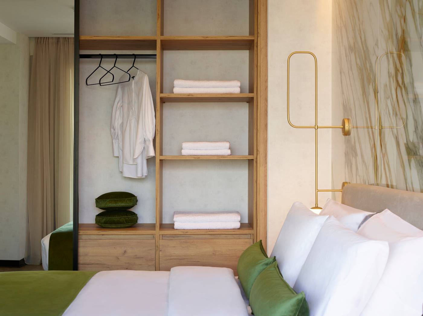 The-Port-Square-Hotel-Room-46