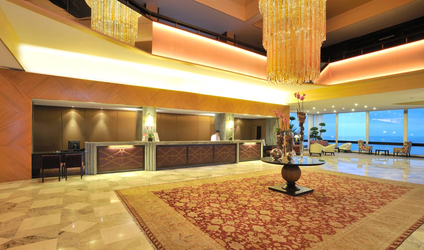 Pestana-Carlton-Madeira-Lobby-46