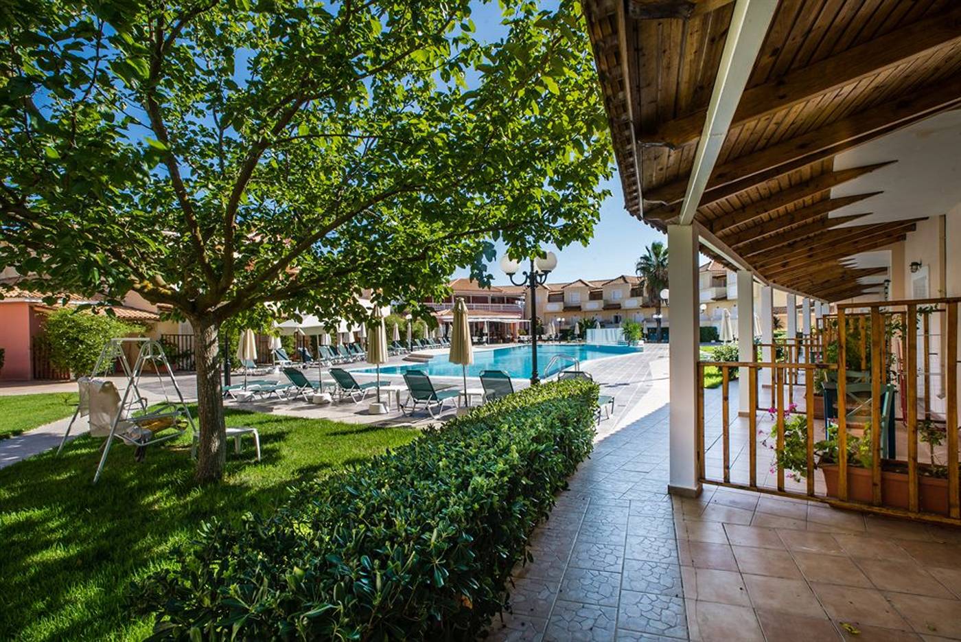 Zefyros Eco Resort Hotel