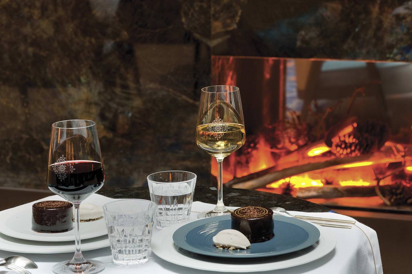 La-Demeure-Montaigne-Restaurant-25