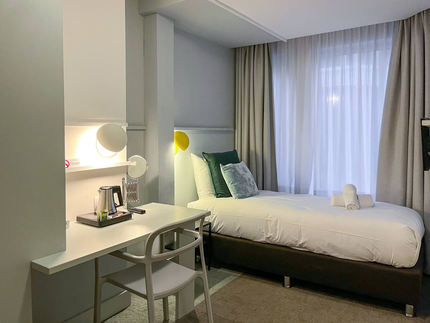 Hotel-Atlas-Vondelpark-Room-8