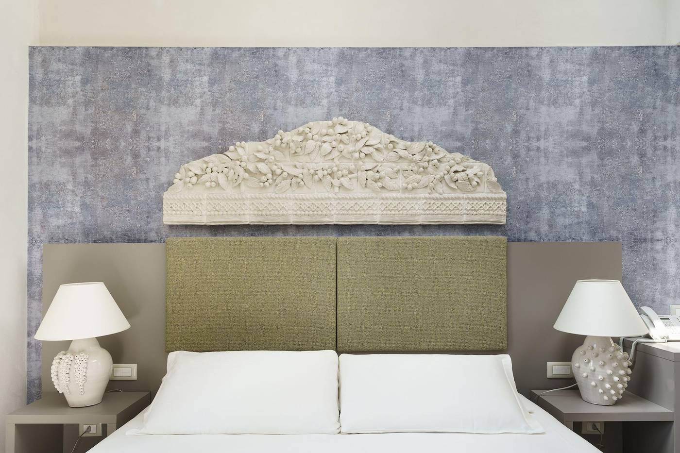 Luna-del-Raccolto--Green-Country-Hotel-Room-30