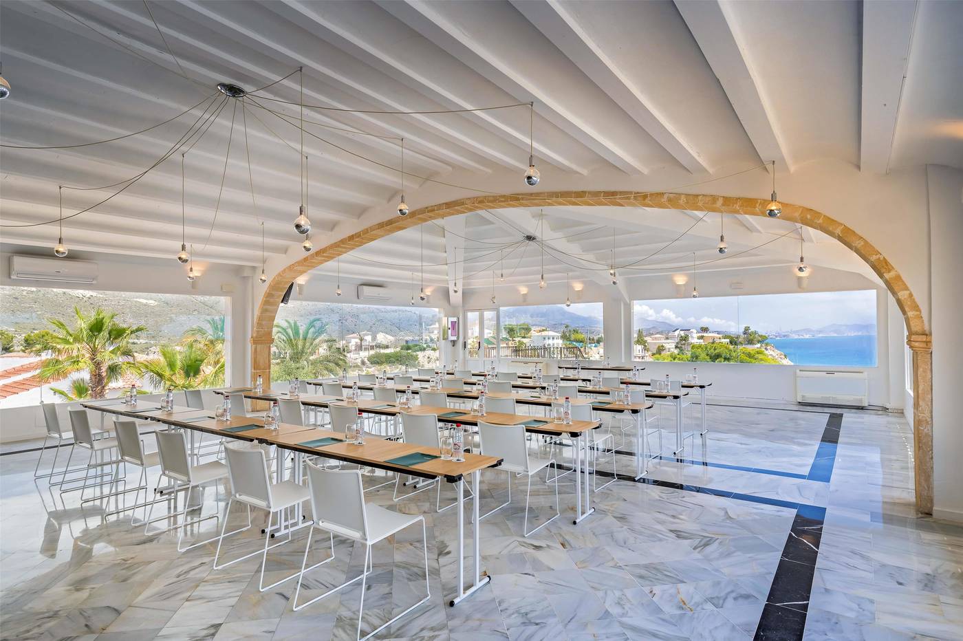 Pueblo-Acantilado-Conferences-56