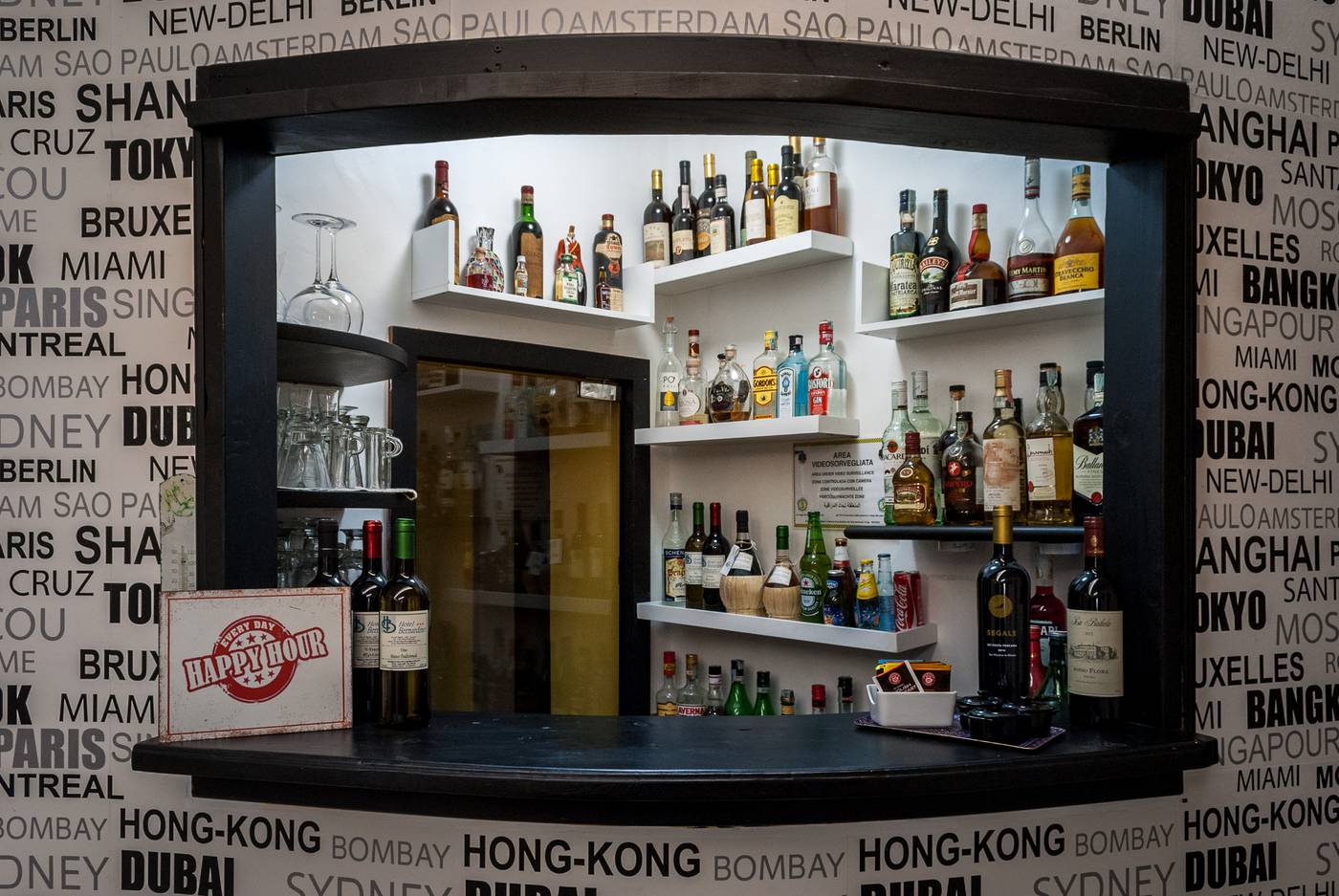 Hotel-Bernardino-Bar-9