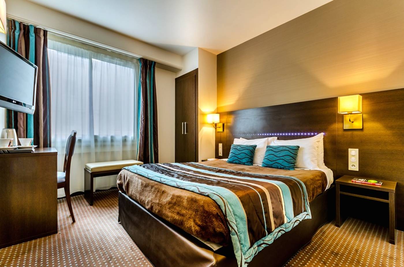 Helgon-France-LOURDES-General view-1