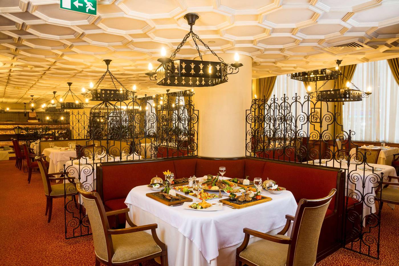 Radisson-Hotel-President-Old-Town-Istanbul-Restaurant-58