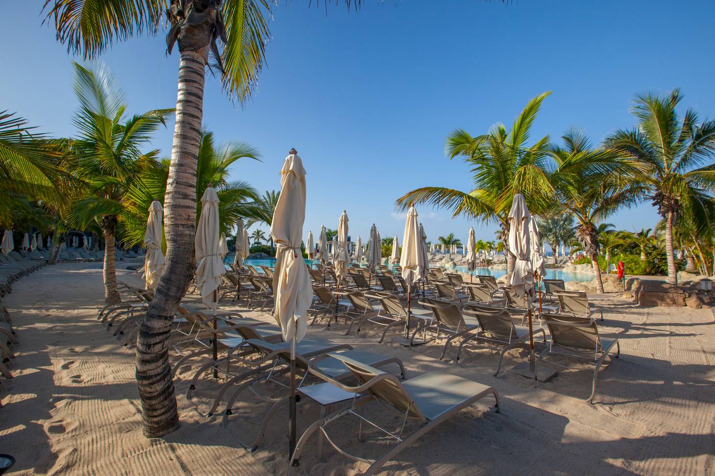 Lopesan-Villa-del-Conde-Resort-and-Thalasso-Pool-19