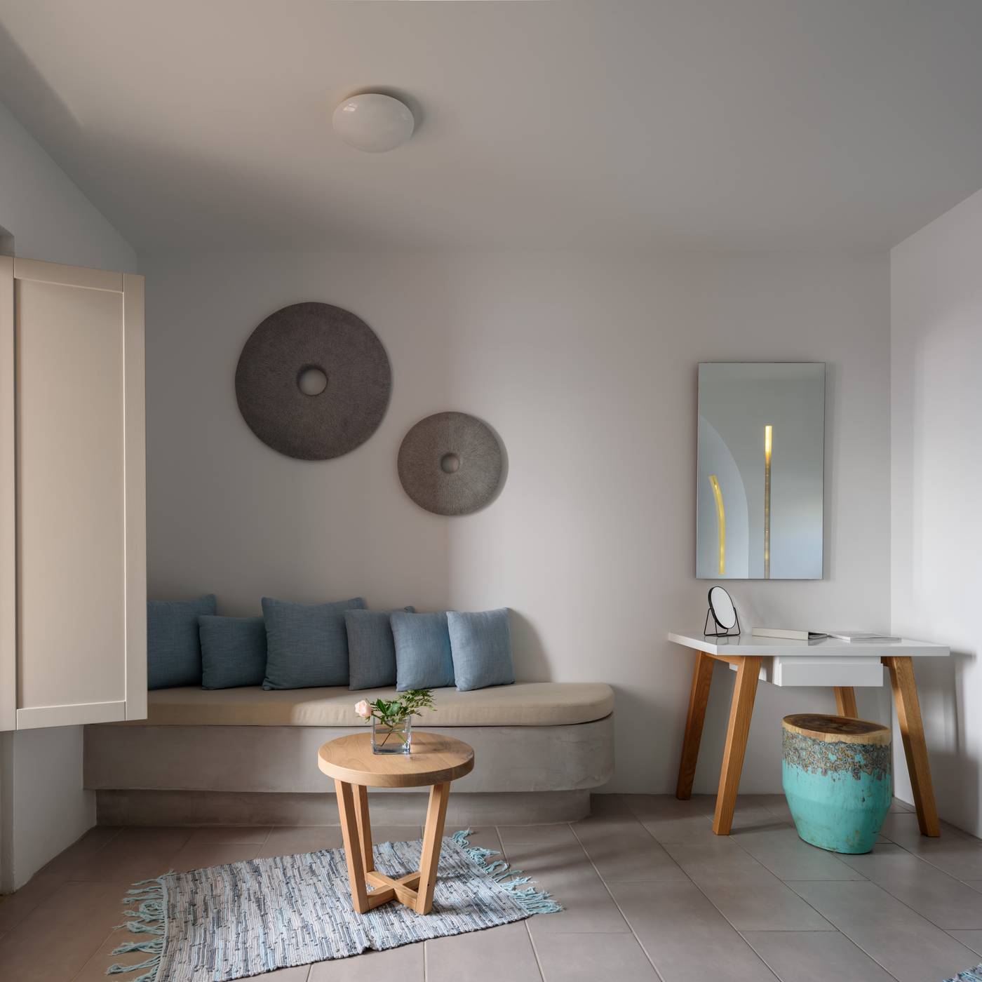 Panorama-Santorini-Boutique-Hotel-Room-19