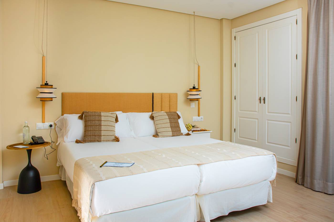 Vista-de-Rey-Room-14