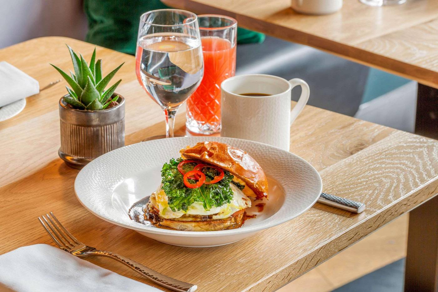 Cambria-Hotel-Boston-Downtown-South-Boston-Restaurant-57